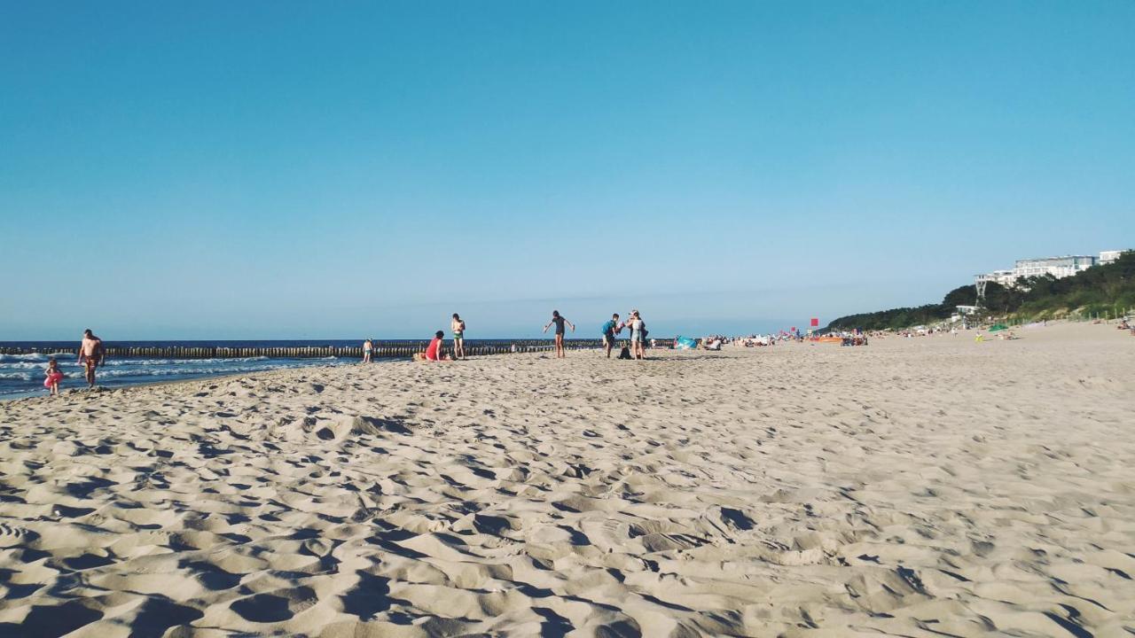 Domy Nad Zalewem Dziwnówek Exteriér fotografie